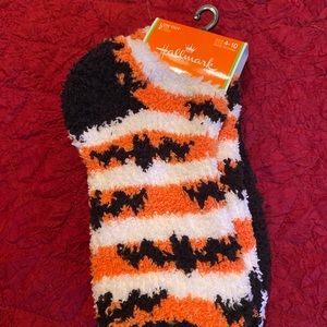 Holiday socks Halloween 2 pair NEW